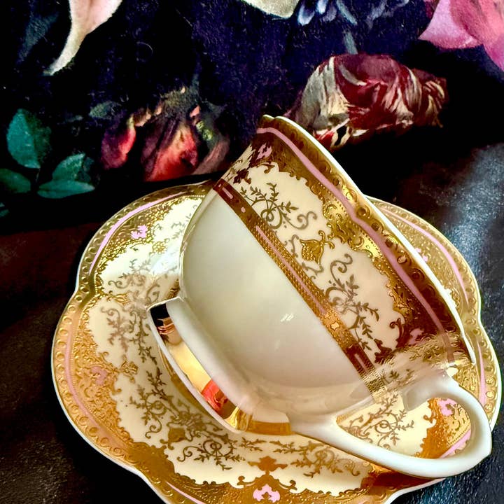 misshavishamscuriosities - Wholesale Tea Set - Demure yet Demented Vintage Style teacup and saucer1