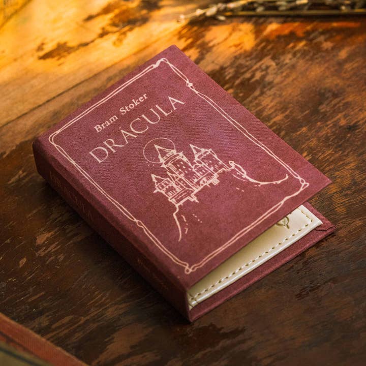Dracula by Bram Stoker 1897 Bokplånbok för wholesale av Novel Book Store