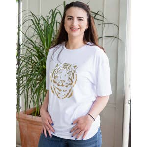  CFDRFGH Womens Tiger Stripes T-Shirts 2023 Summer V Neck Short  Sleeve Casual T-Shirt Fashion Loose Fit Comfort Soft Tees : Sports &  Outdoors
