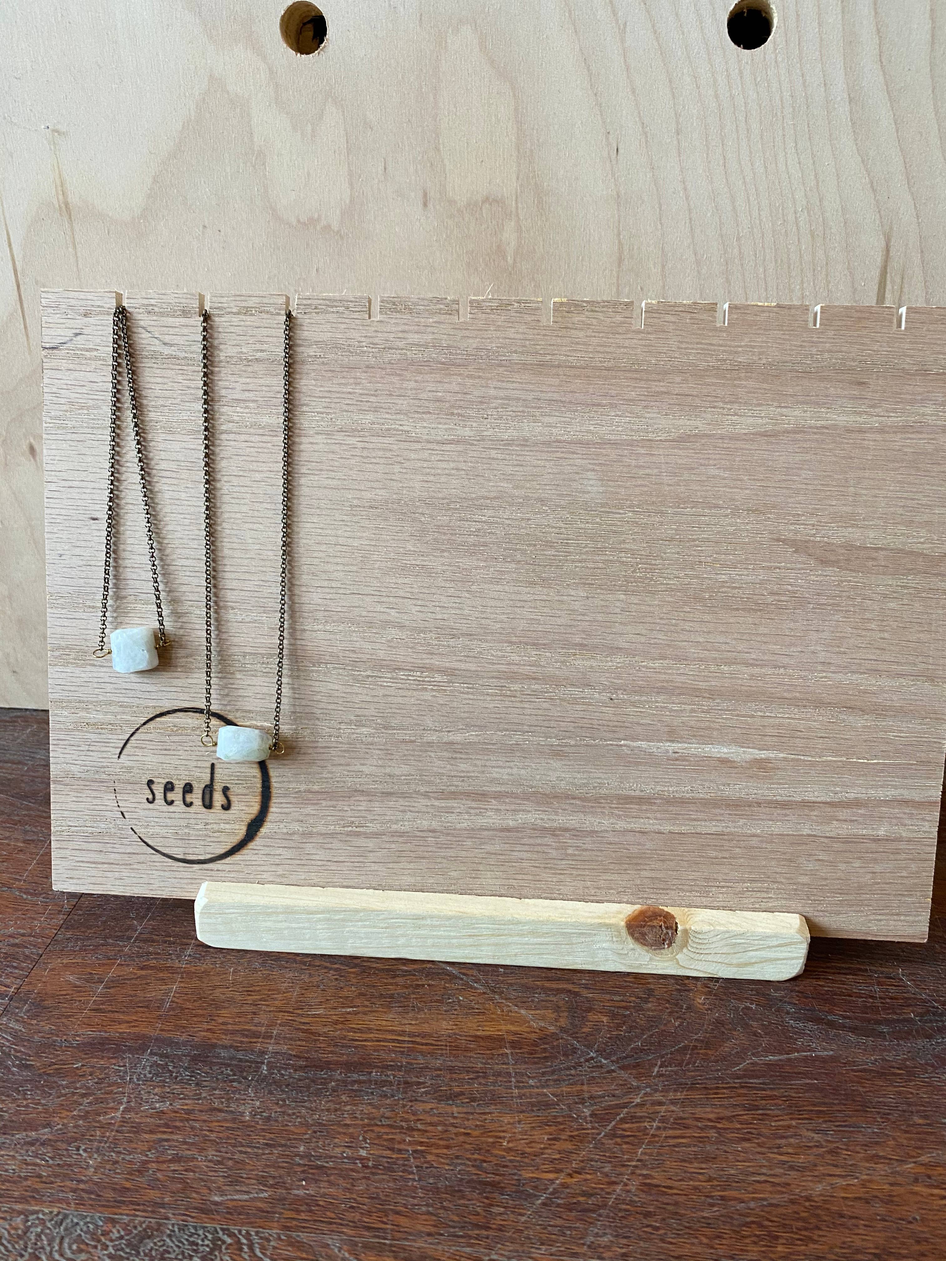 Seeds - Wholesale Jewelry Stand & Display - Necklace Display Boards4