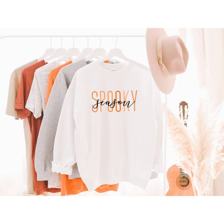 Felpa girocollo Spooky Season per la vendita all'ingrosso da parte di a riley creations