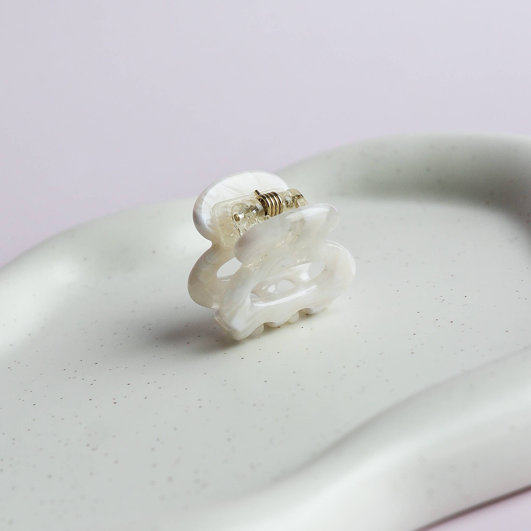 Horace Jewelry – wholesale Hair clip – Women’s – The Nata - Cream1