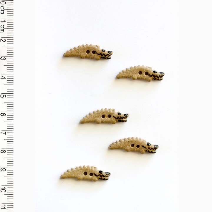 L575 Crocodile Buttons for wholesale by Incomparable Buttons