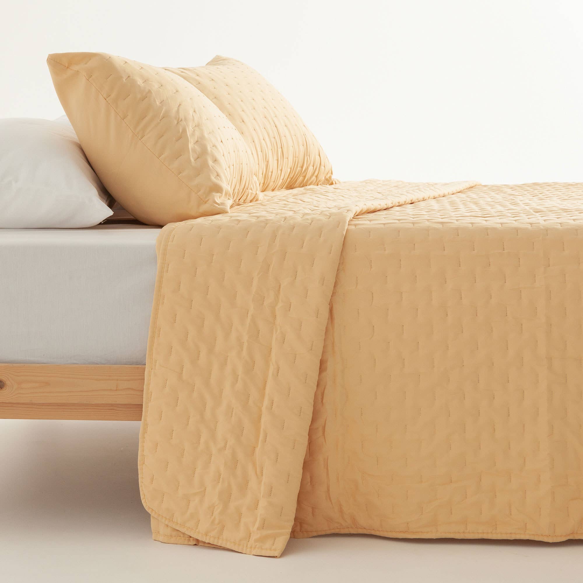 GAMUSI - Wholesale Quilt - NARA plain quilted bedspread with super soft touch32