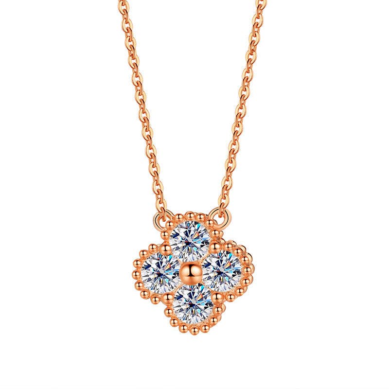 Perimade & Co. LLC – Großhandel Kette mit Anhänger/Charm – Moissanite Halskette mit vierblättrigem Kleeblatt aus 925er-Sterlingsilber2