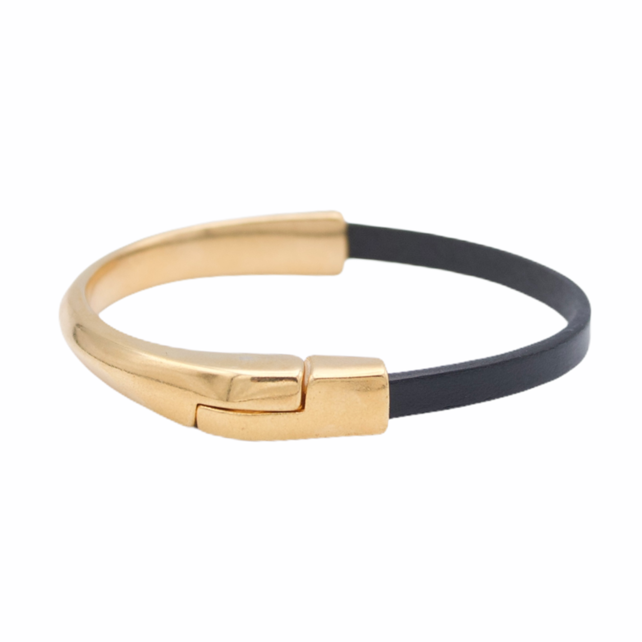 Araracuara - Wholesale Bangle Bracelet - AMACAYACÚ leather bracelet (gold) with magnetic clasp19