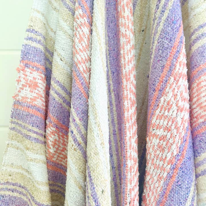 Mahalo Market - Wholesale Throw Blanket - Ko Olina Beach Blanket l Mexican Blanket Throw Blanket