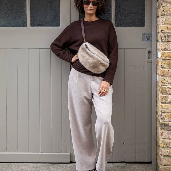 CHALK – wholesale Crossbody bag – Women's – Fulham Sling Bag | Faux Fur1