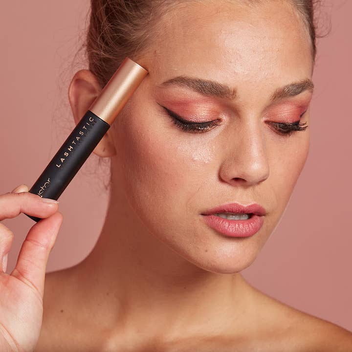 Dobner Kosmetik - Wholesale Mascara - LASHTASTIC Mascara XXL Volume