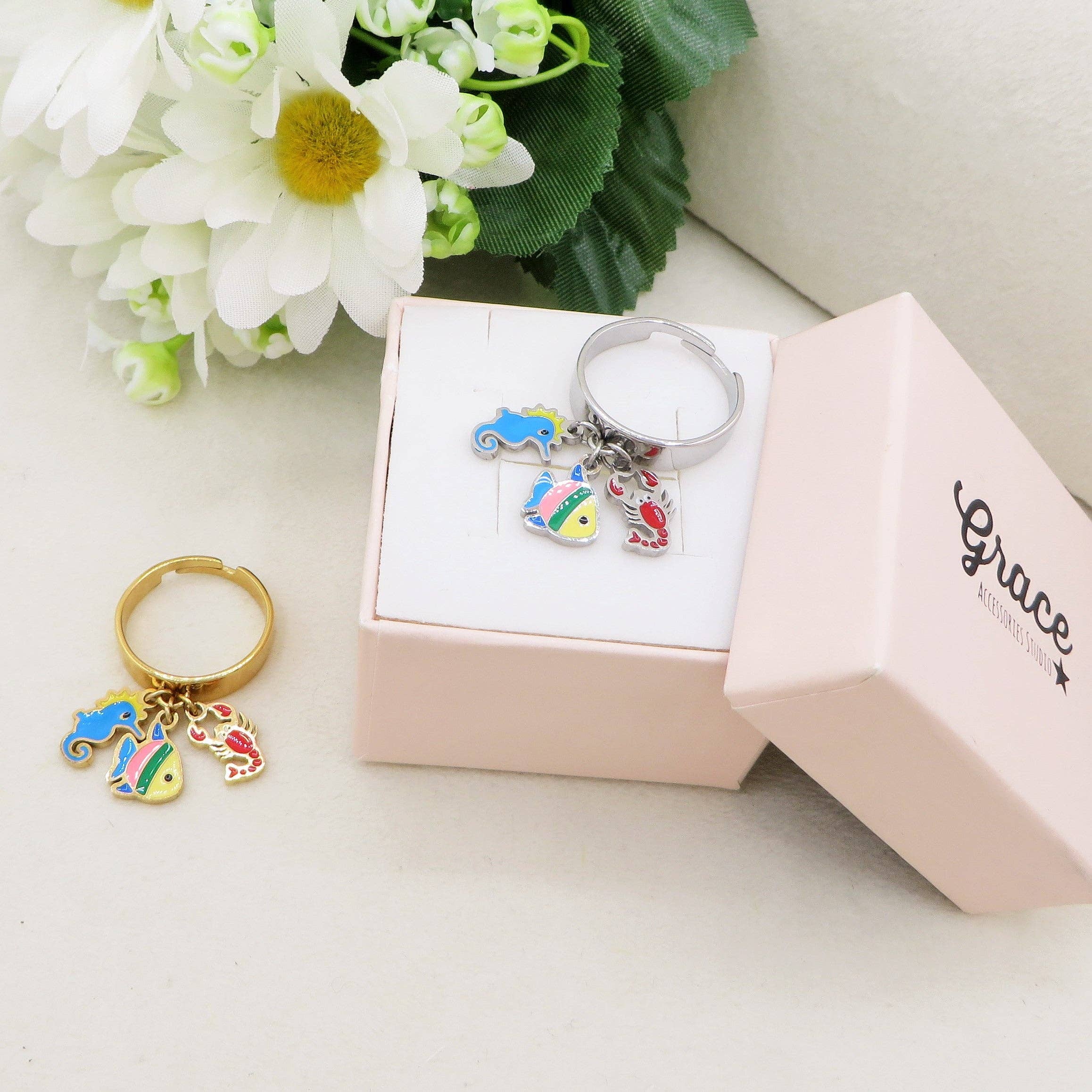 Daemon srls - Vente Anneau/bague à empiler - POLINESIA ~ Bague réglable en ACIER INOXYDABLE avec pendentifs marins émaillés1