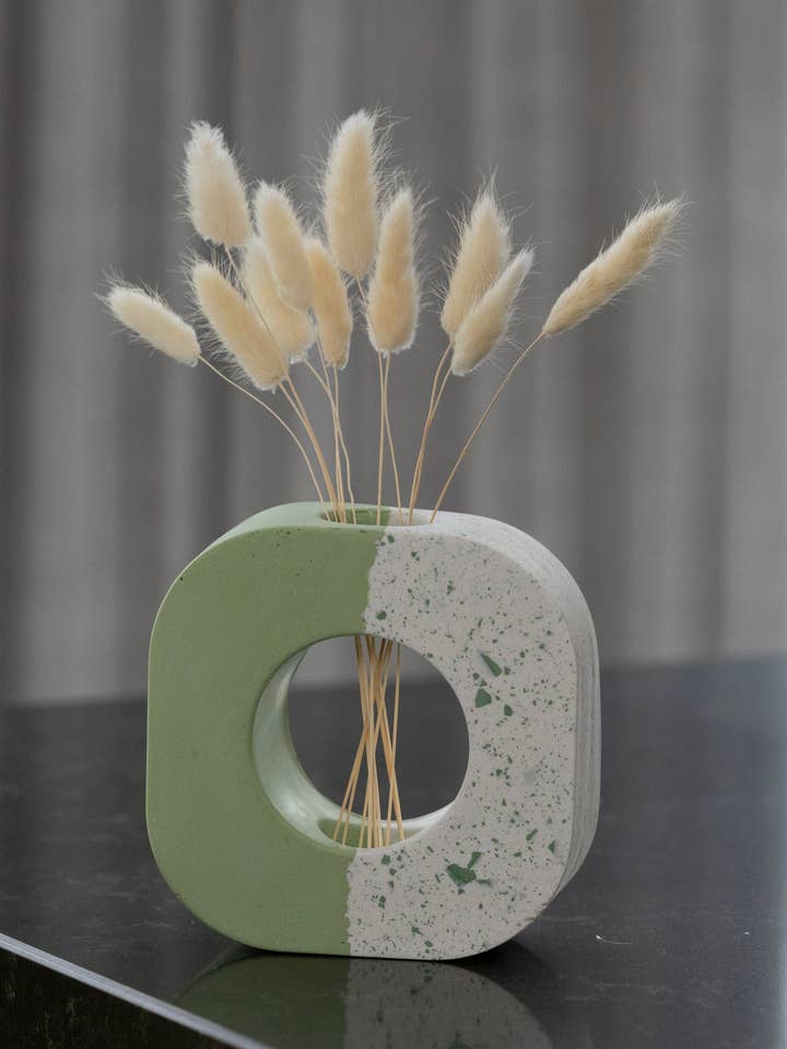 Donut Vase - Sage Split for wholesale by Luxe Home Decor Ltd
