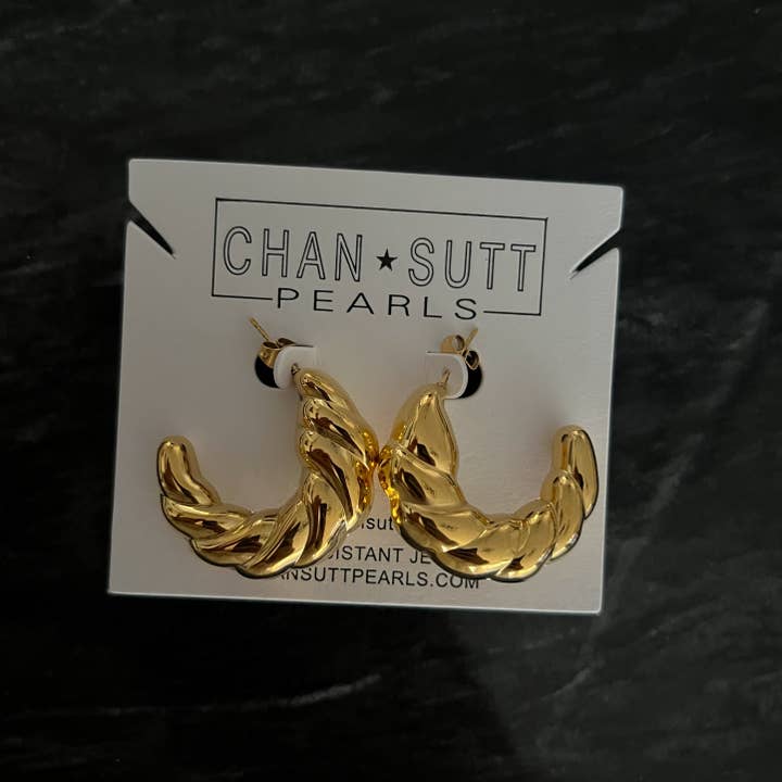 CHANSUTTPEARLS - Wholesale Hoop Earrings - AMELIA HOOPS2