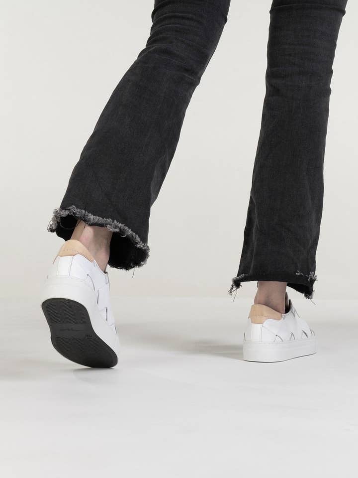 Naqqat - Vendita all'ingrosso Sneakers di tendenza - Donna - Nipsi Woven | Bianco - Nude4