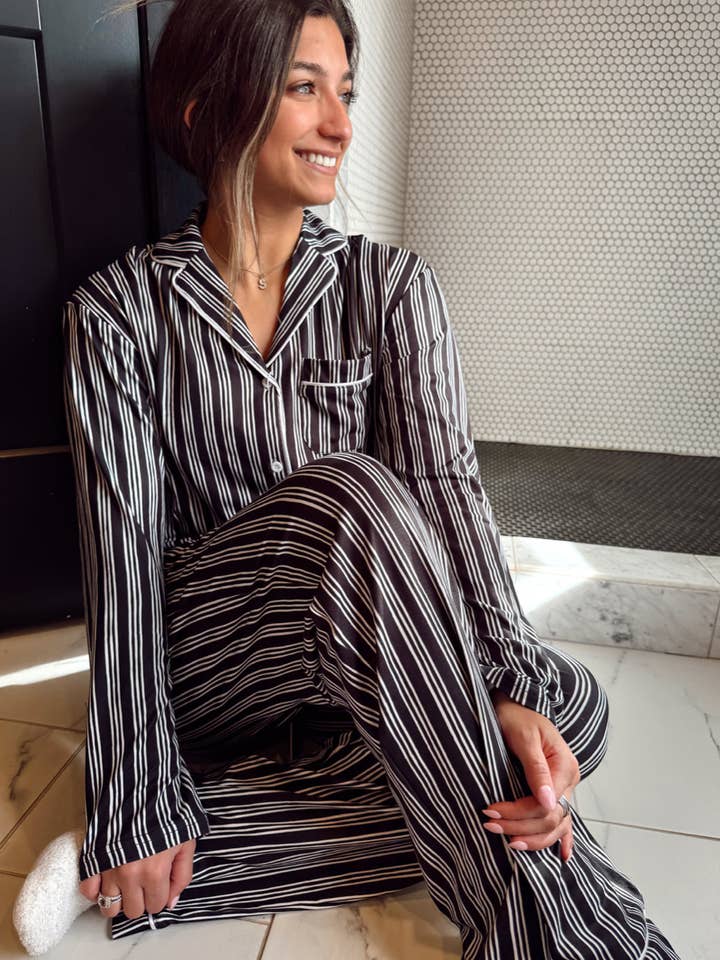 KENZKUSTOMZ - Wholesale Sleepwear Set - Women's - Black Stripe Pajama Set 0