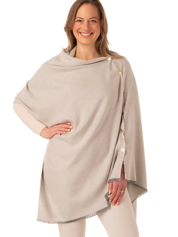 Gisella FB187 - Beige Damesponcho Eén Maat voor wholesale door Franchetti Bond