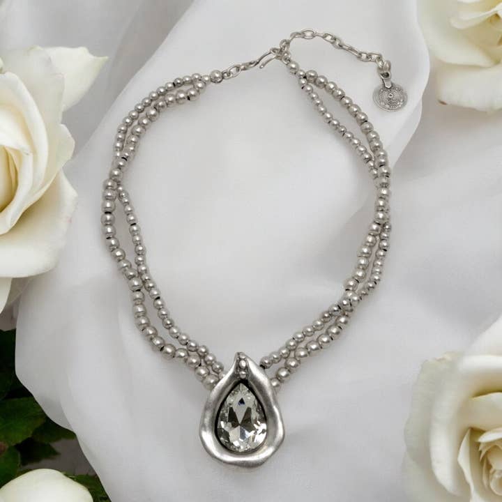 Article n° 1576- Collier en étain pour la vente par The Ancient Bazaar Jewelry & Accessories