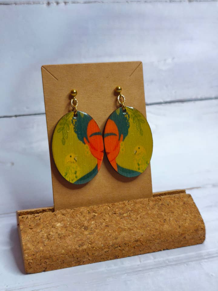 Frida Kahlo houten oorbellen collectie voor wholesale door fimminà sicily boutique