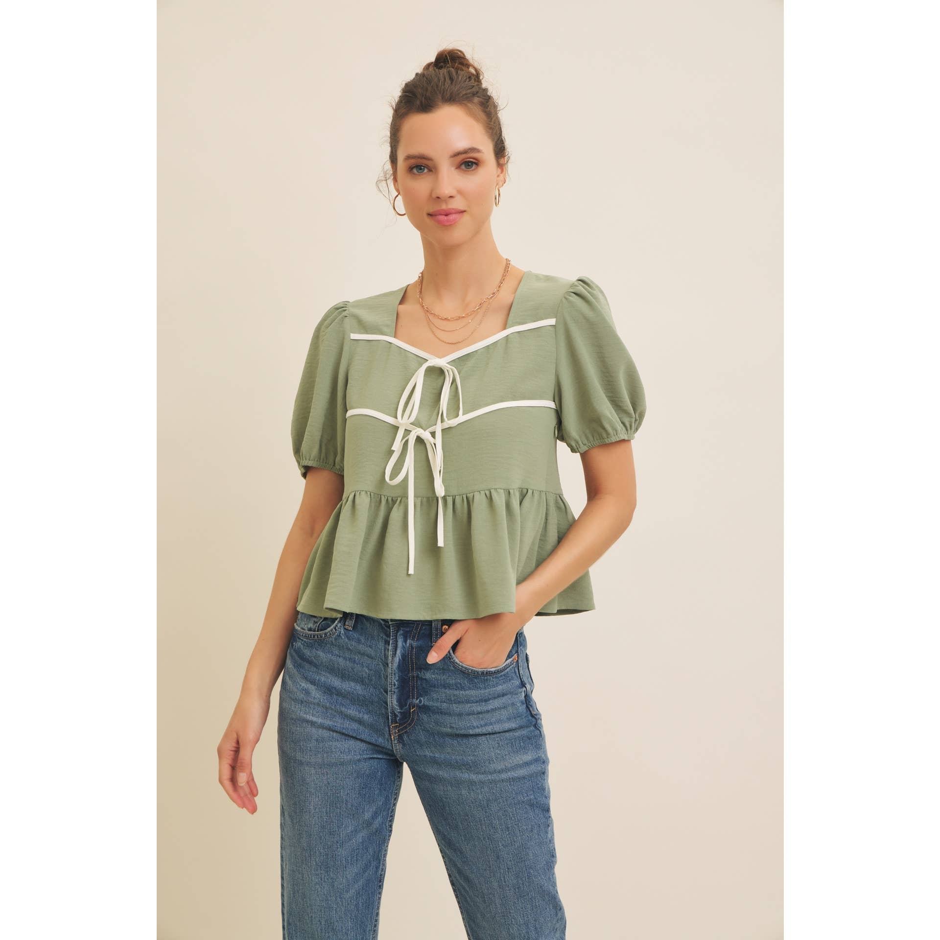 in february - Vente Chemisier – femme - BLOUSE BABYDOLL CHARMANTE AVEC NŒUDS CONTRASTÉS20