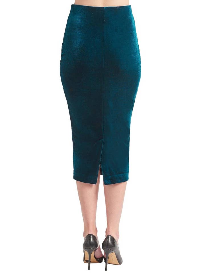 Velluto verde acqua Tia Skirt: Gonna midi a tubino in velluto elasticizzato - verde acqua in vendita all'ingrosso su Faire