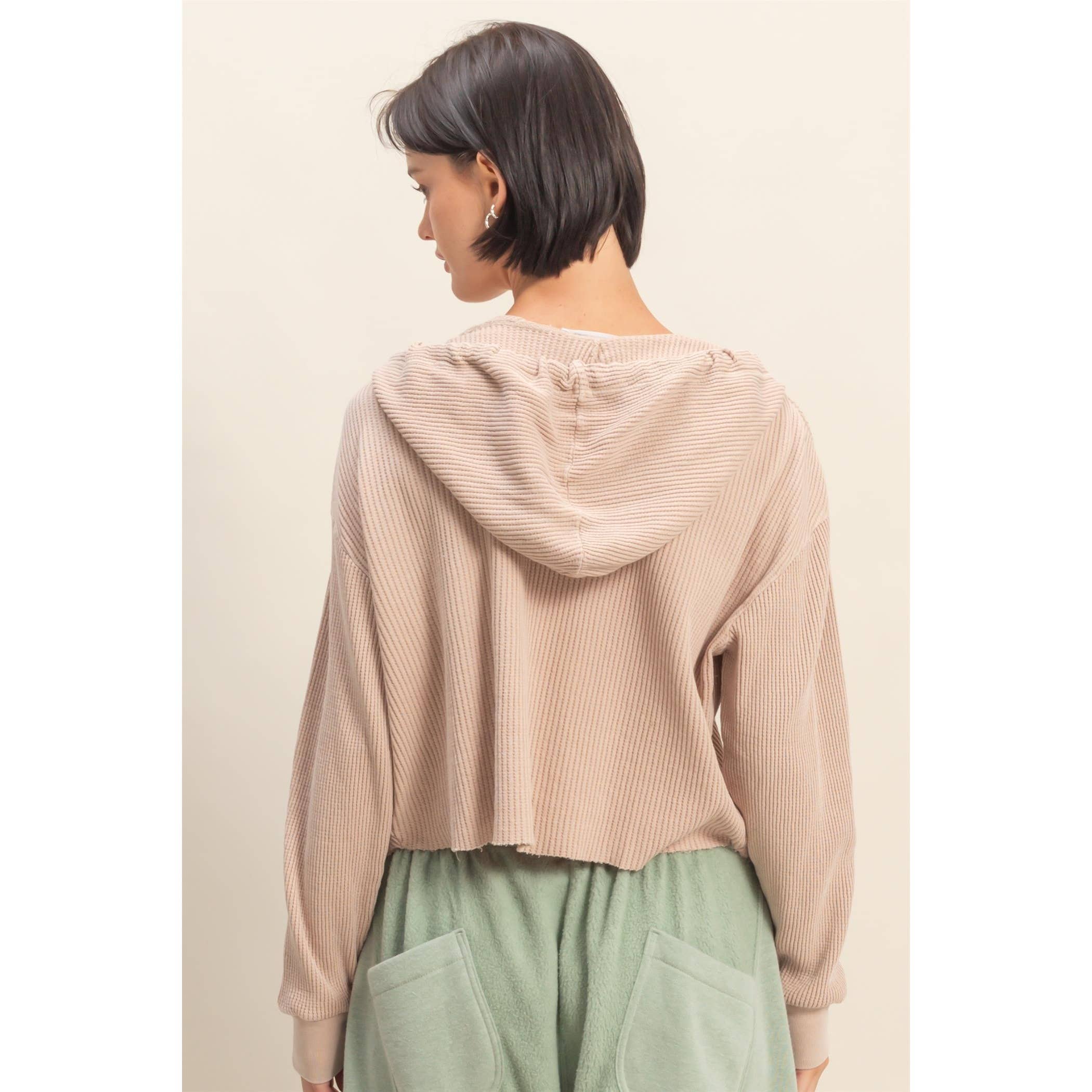 HYFVE – Hoodie – Mulher por atacado – Hoodie de Malha Waffle Cropped com Lavagem Mineral13