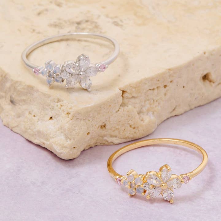 Gold Dipped Cz Flower Ring for wholesale by The Looks by Fame Accessories