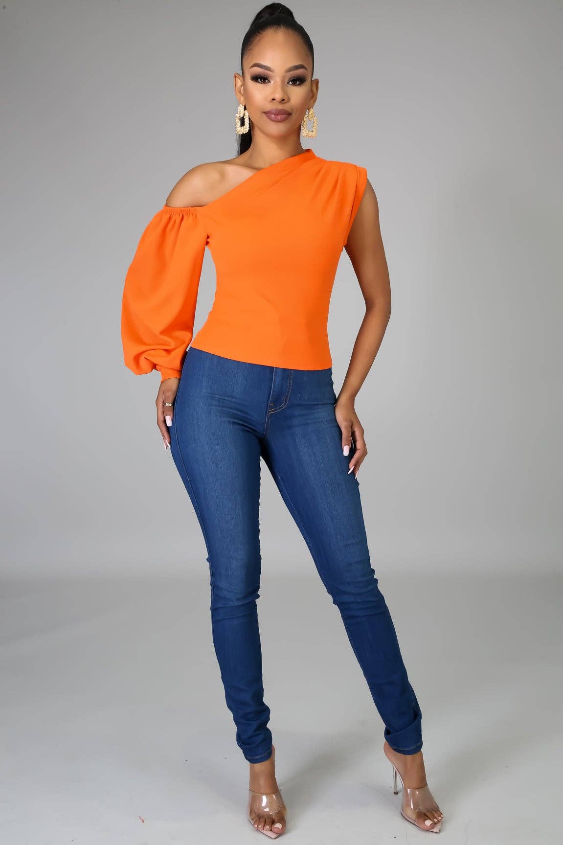 5besties inc - Vente Chemisier – femme - HAUT À MANCHES BULLES À UNE ÉPAULE18