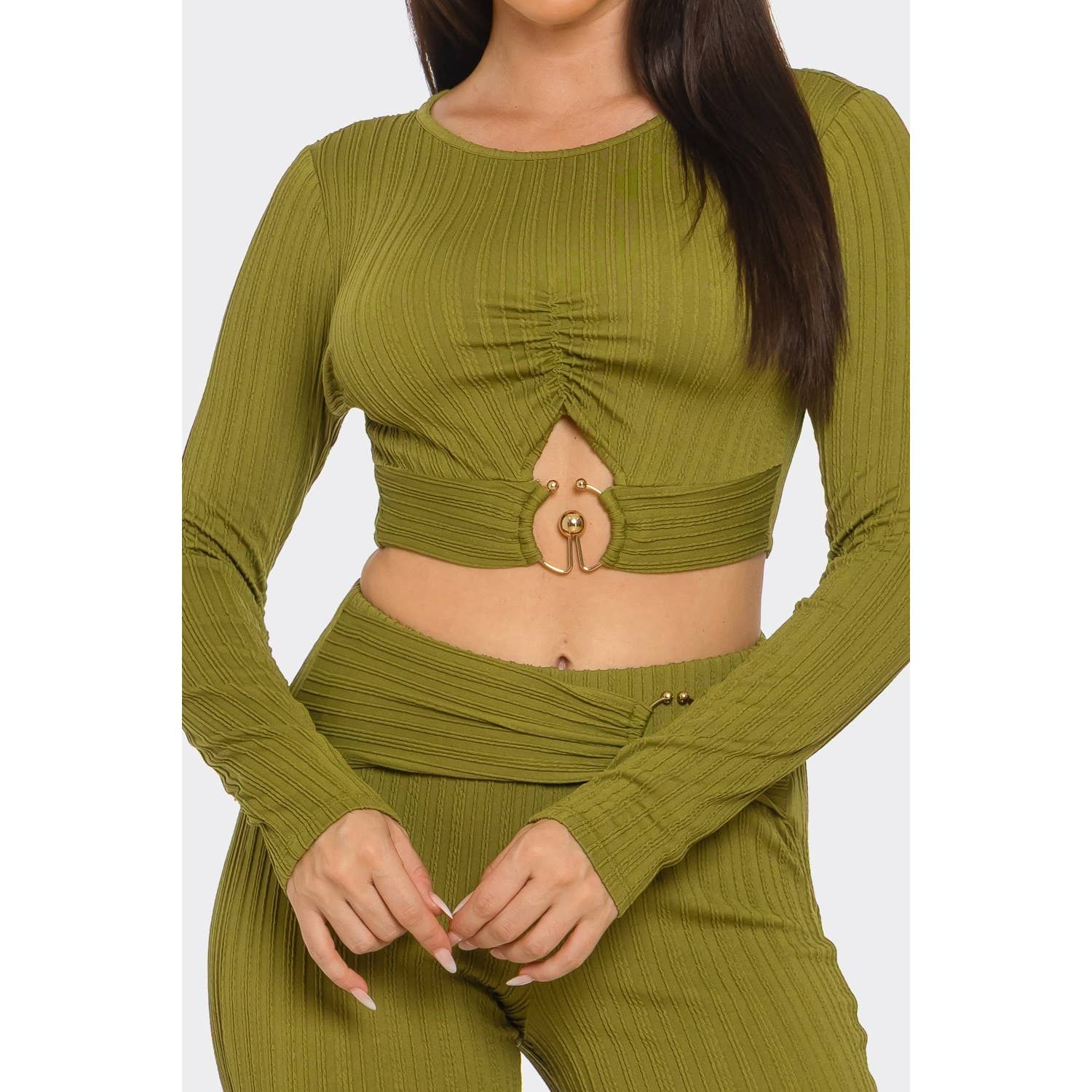 DORCAS – Conjunto de top e calça (roupa NÃO Casual) - Mulher por atacado – Conjunto de Top com Recortes e Anel Metálico e Calças com Franzido7
