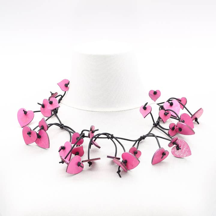 Jianhui London - Wholesale Pendant/charm necklace - Hand Painted Wooden Hearts on Leatherette Necklace - Short2