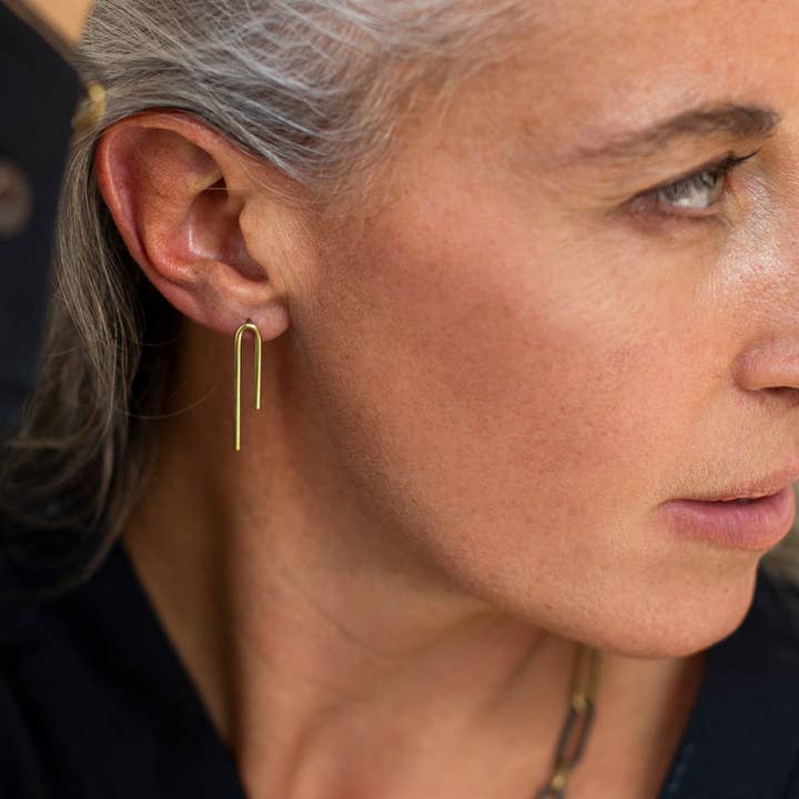 Loop Stud Örhängen | Mässing för wholesale av MULXIPLY