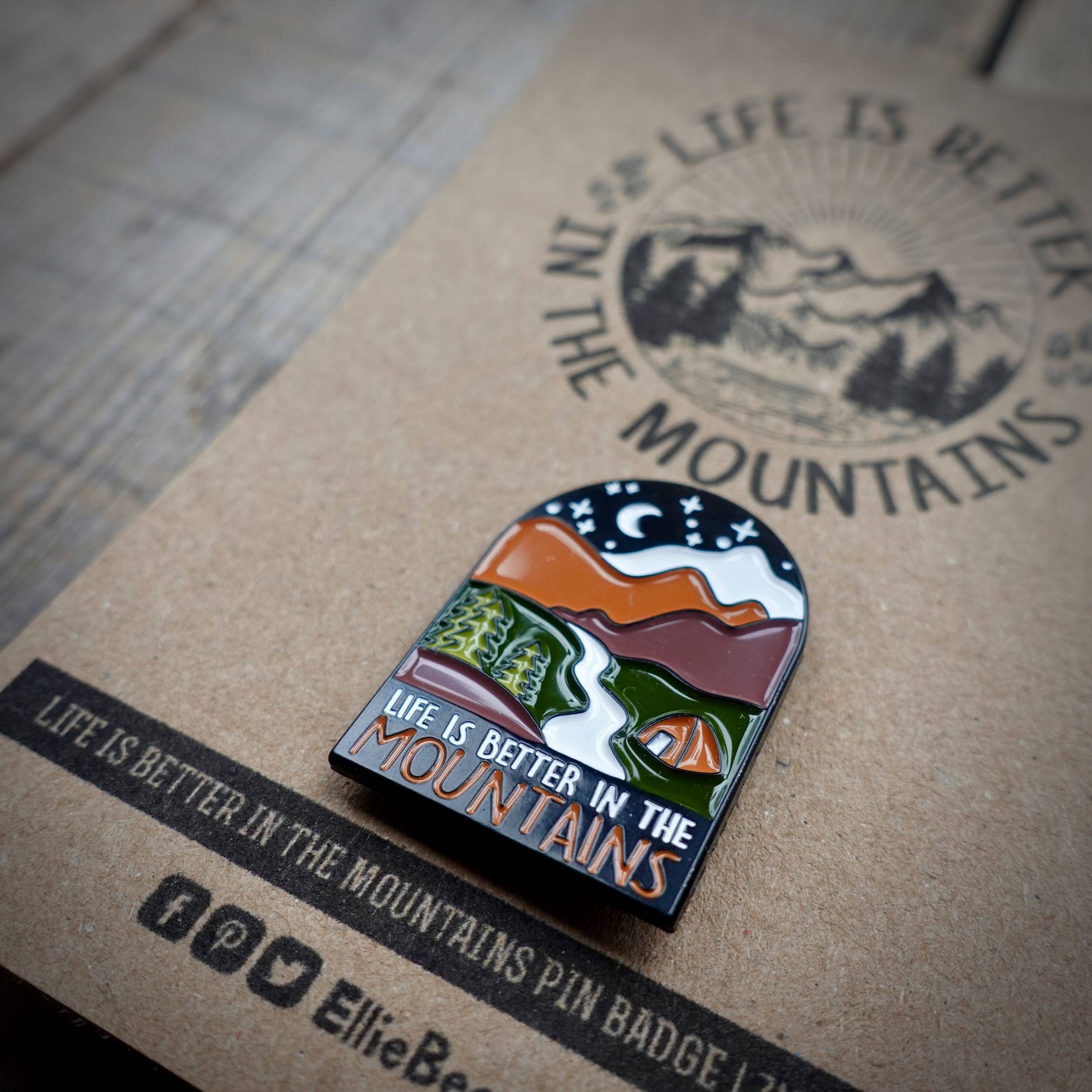 EllieBeanPrints - Wholesale Lapel Pin/Button - Life Is Better In The Mountains Pin Badge | With Kraft Card 2