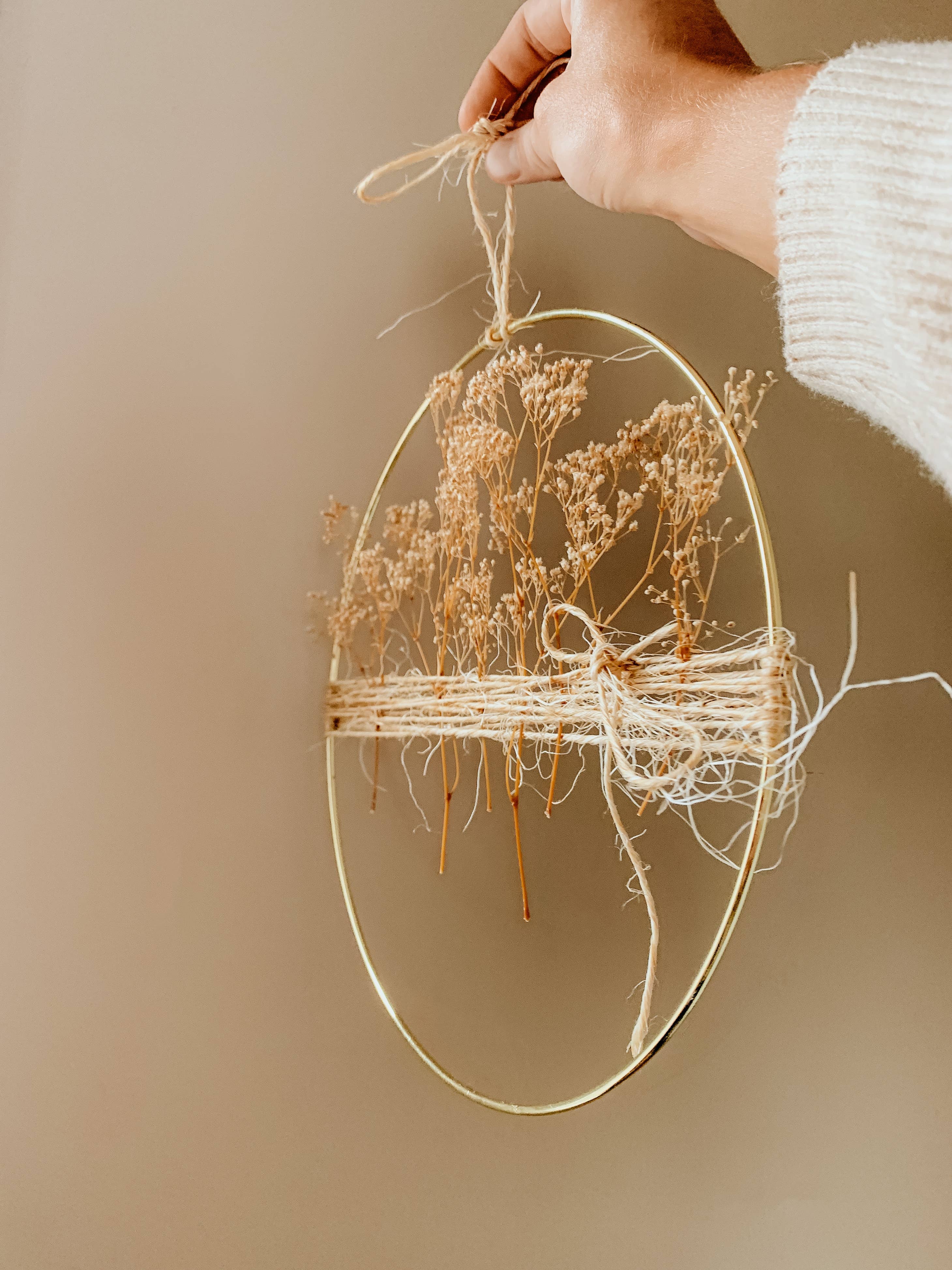 Meraki The Studio Co. – Engroshandel Tørrede/pressede blomster – Tørret blomster væghængende | Naturlig tør blomsterkrans1