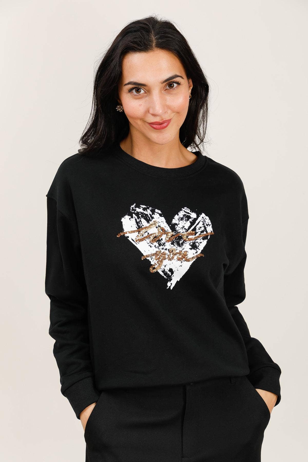 Attrait Paris – wholesale Graphic sweatshirt – Women’s – Crew neck sweatshirt, heart8