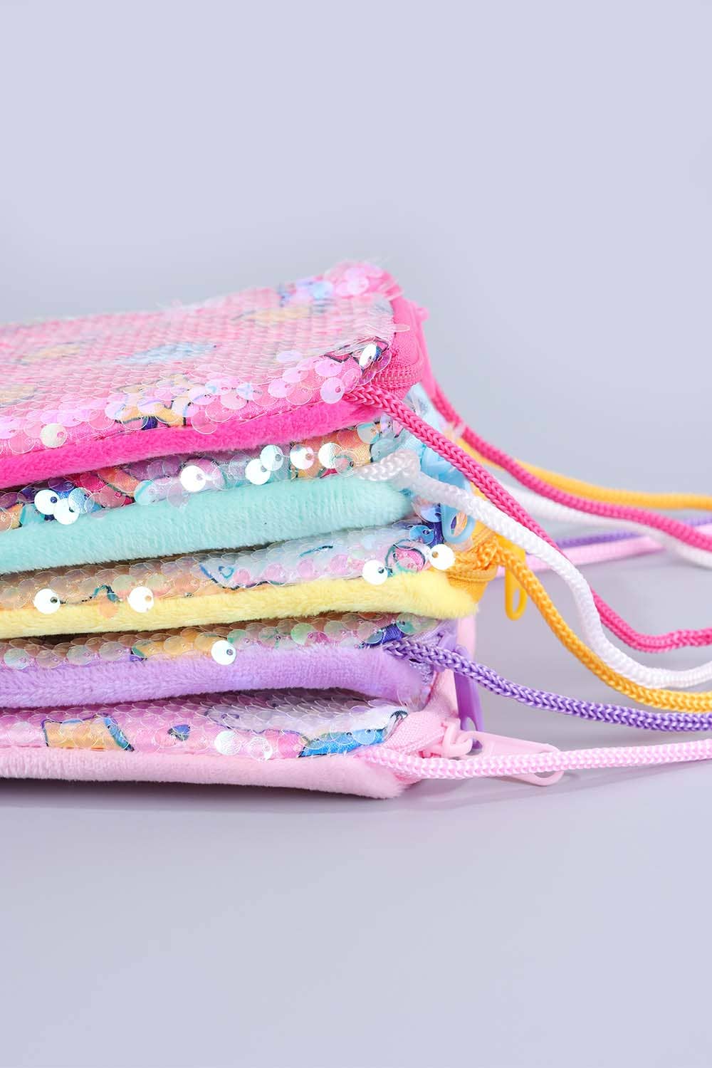 Amerikan Basics – Großhandel Umhängetasche – Kinder – Sequence Unicorn Cross-Spieltasche für Kinder1