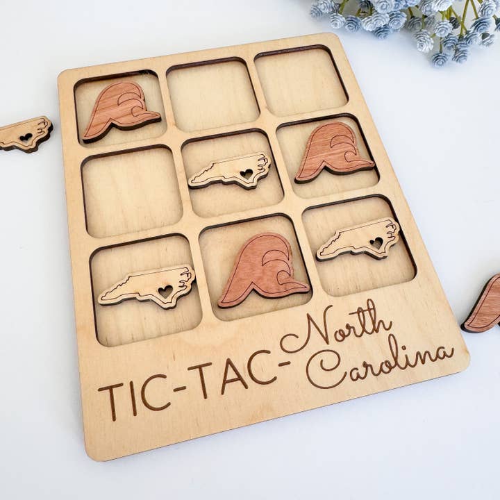 Birch House Games & Gifts - Venta al por mayor Juegos de mesa - Regalo del estado de Carolina del Norte: juego Tic-Tac-Toe NC - Personalizar3
