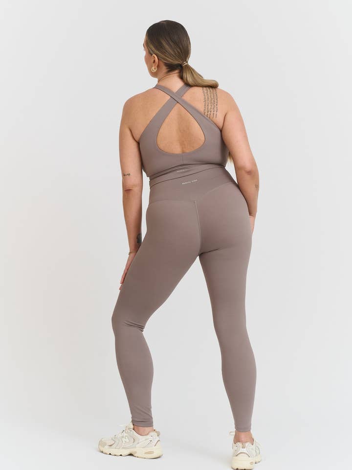 Sisterly Tribe - Wholesale Sports Bra - Women's - Softsculpt V-neck Cross Back Bra - Clay3