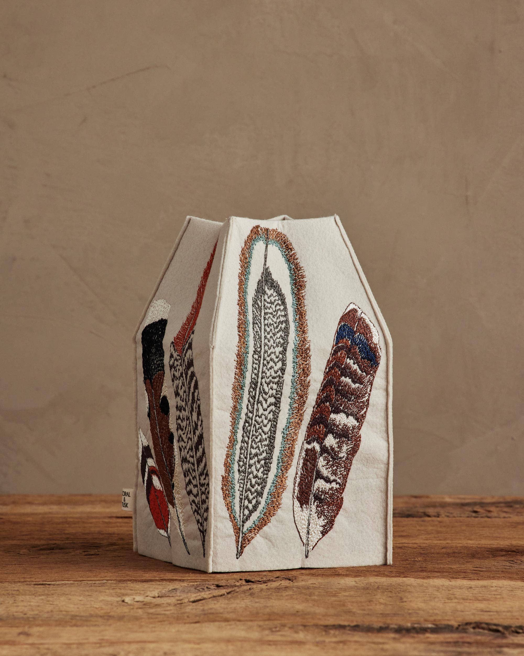 Coral & Tusk – wholesale Näsdukslåda – Fjädrar Tissue Box Cover4