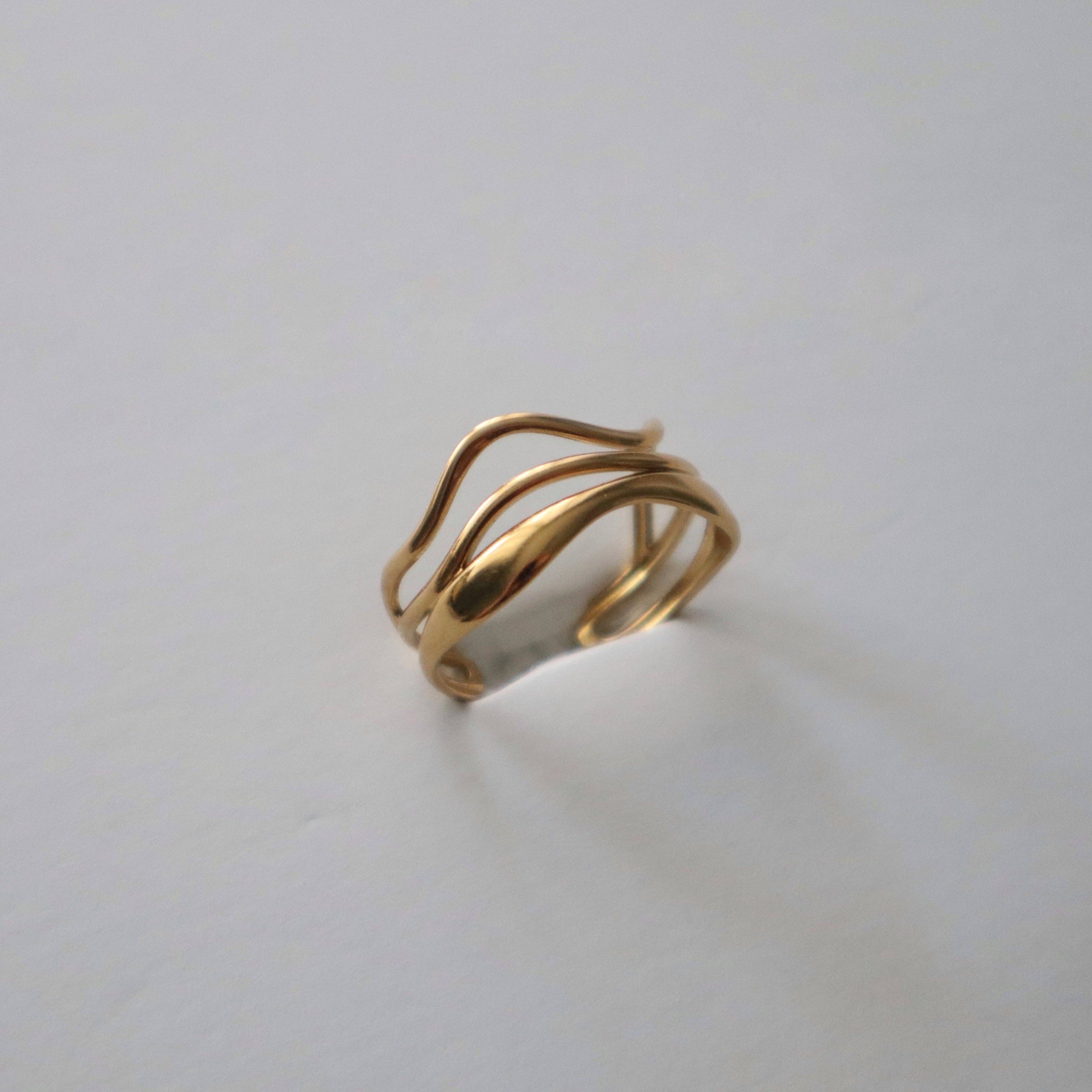 JESSA Jewelry - Wholesale Cocktail/Statement Ring - Wavy Ring | Adjustable Multilayer Ring2