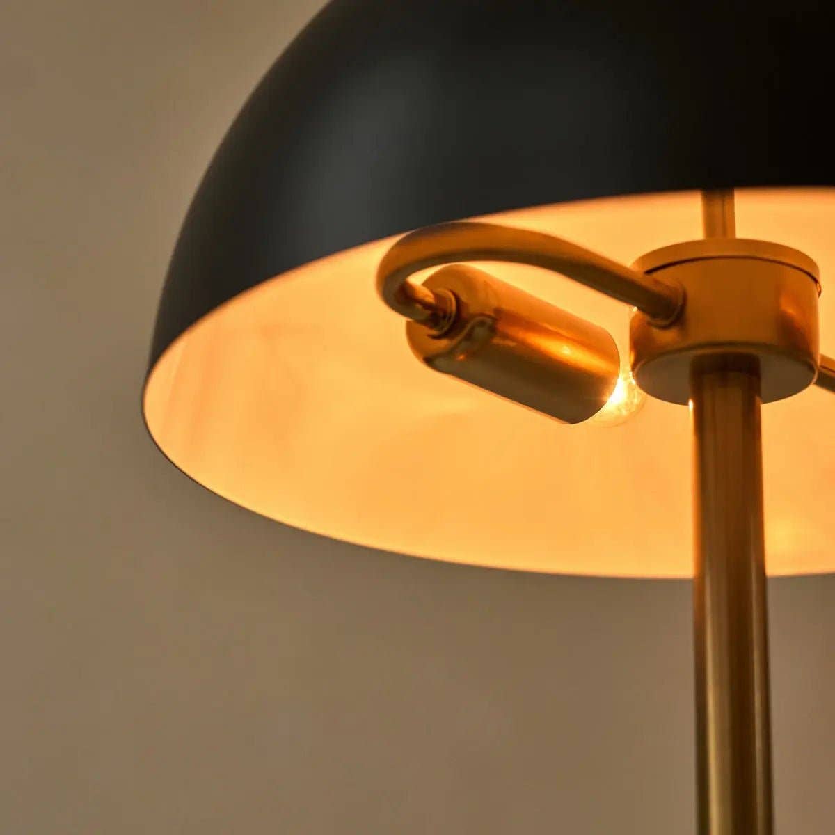 Tavellio - Wholesale Accent/Desk Lamp - Lola Gold & Black Table Lamp | Elegant Metal Design3