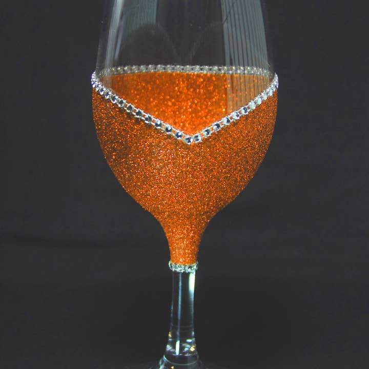 WineyBitches.Co - Wholesale Wine Glass - Flight Club (Witch on Broom) – Bling Glitter Glass Wine Glasses (Halloween Collection)4