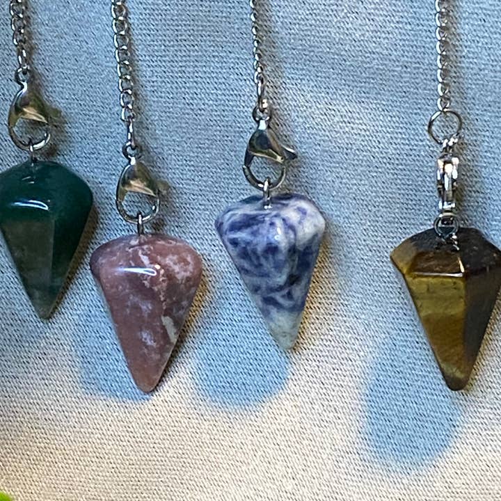 Moonsence - Wholesale Spiritual Stone/Crystal - Crystal Pendulum0