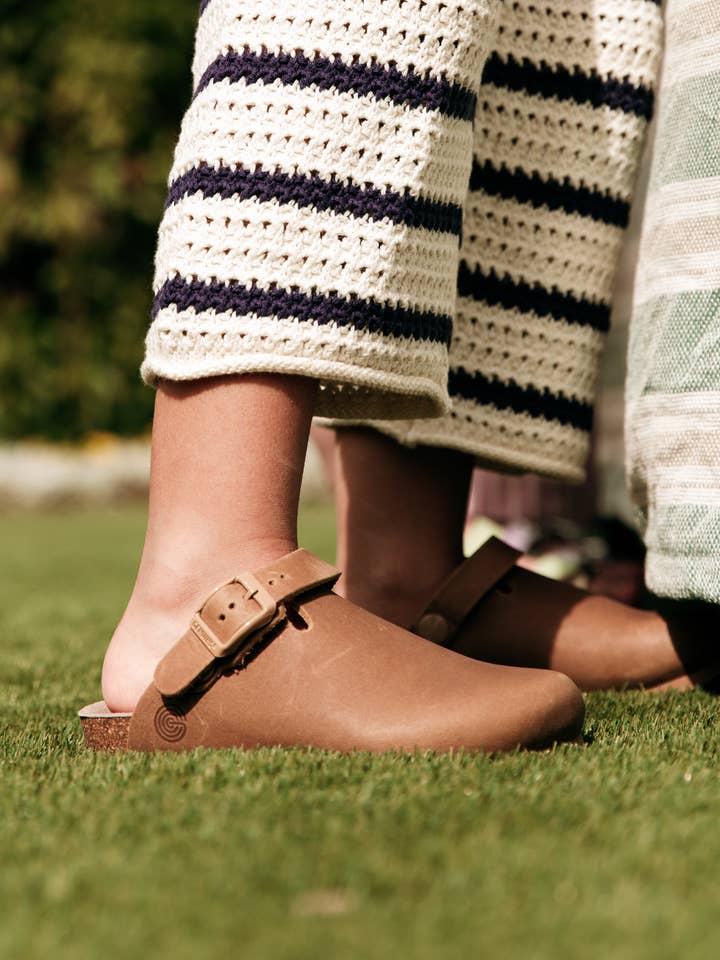 SHETLAND OILED LEATHER CLAY for wholesale by GENUINS