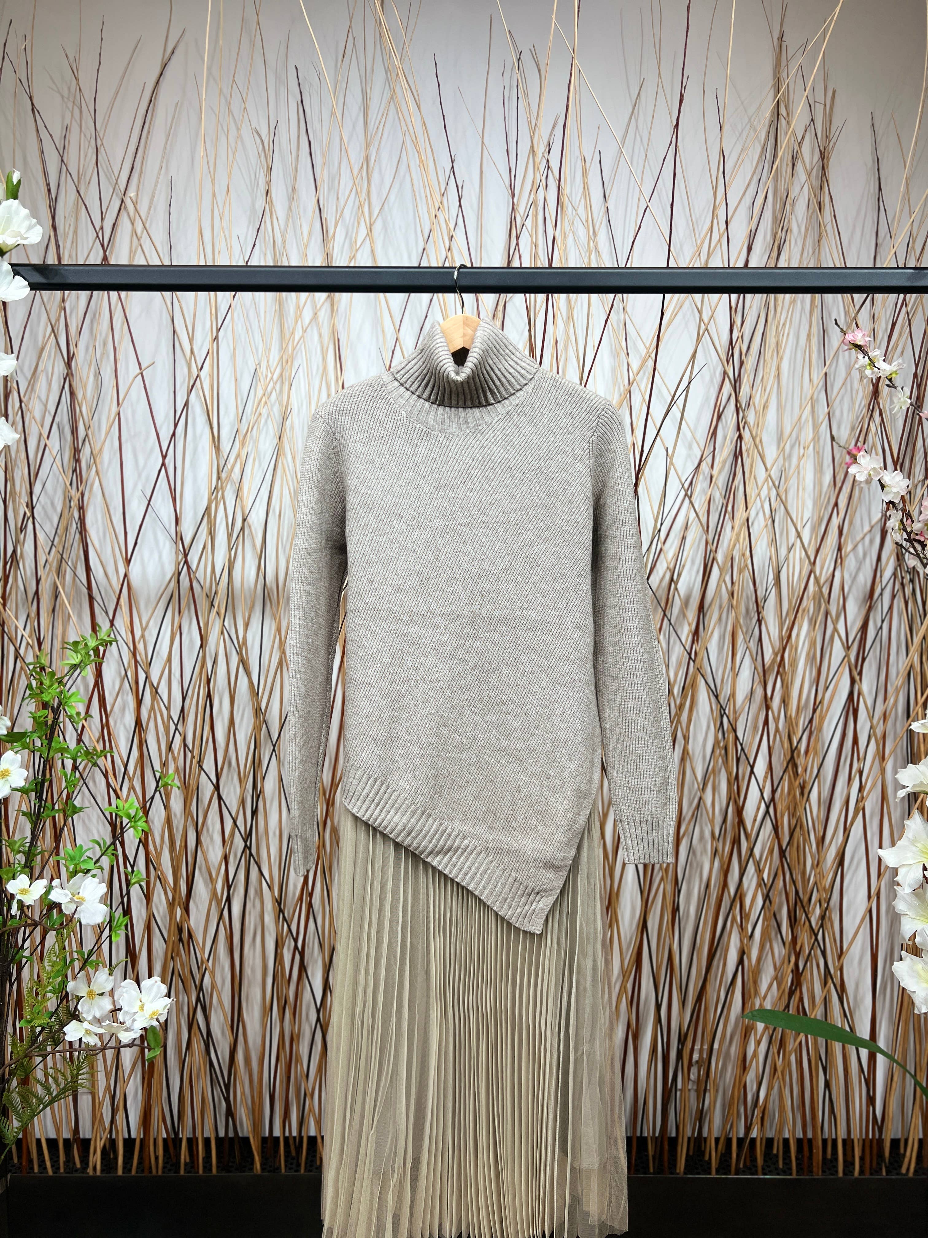 L'Emotion - Vente Ensemble haut et jupe - Femme - Ensemble Pull Col Roulé Asymétrique Coupe V & Robe2