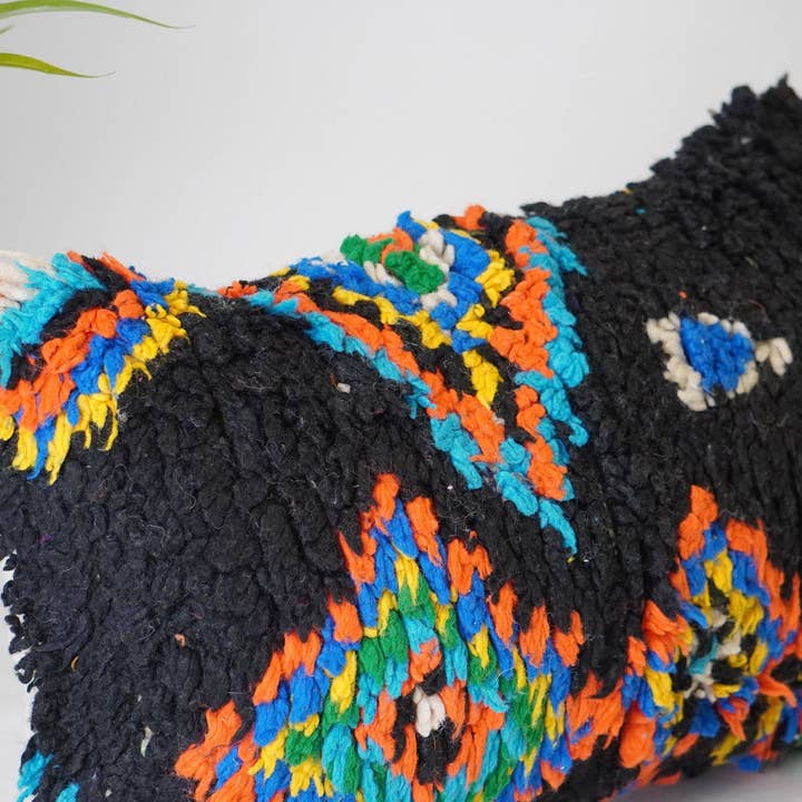 Coco Carpets – Großhandel Zierkissen – DiamondBack Bohemian Kissen 14 „x24" (Wolle)2