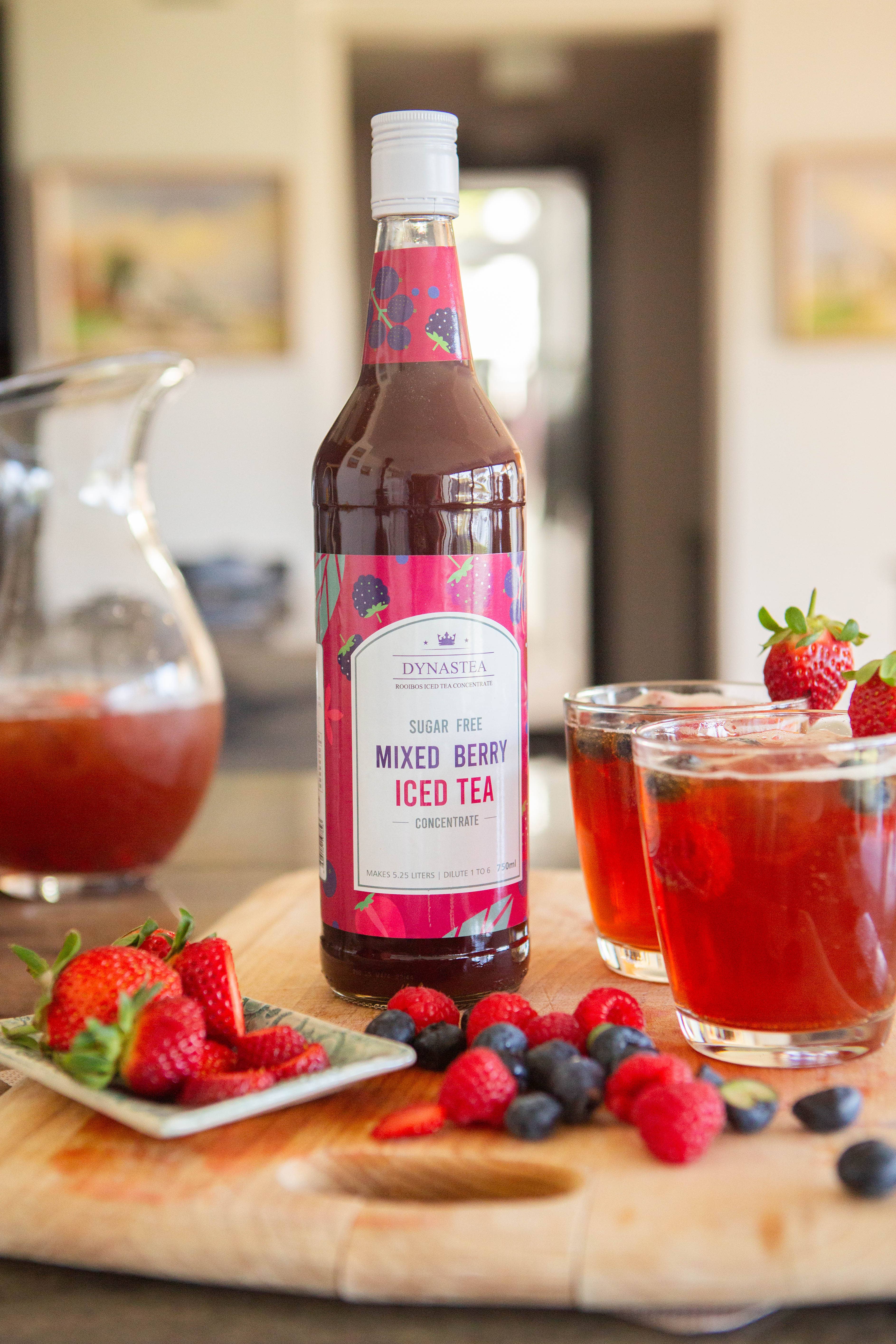 My Phoods – wholesale Iced tea – Dynastea Mixed Berry Ice Tea Concentrate 750ml Bottle1
