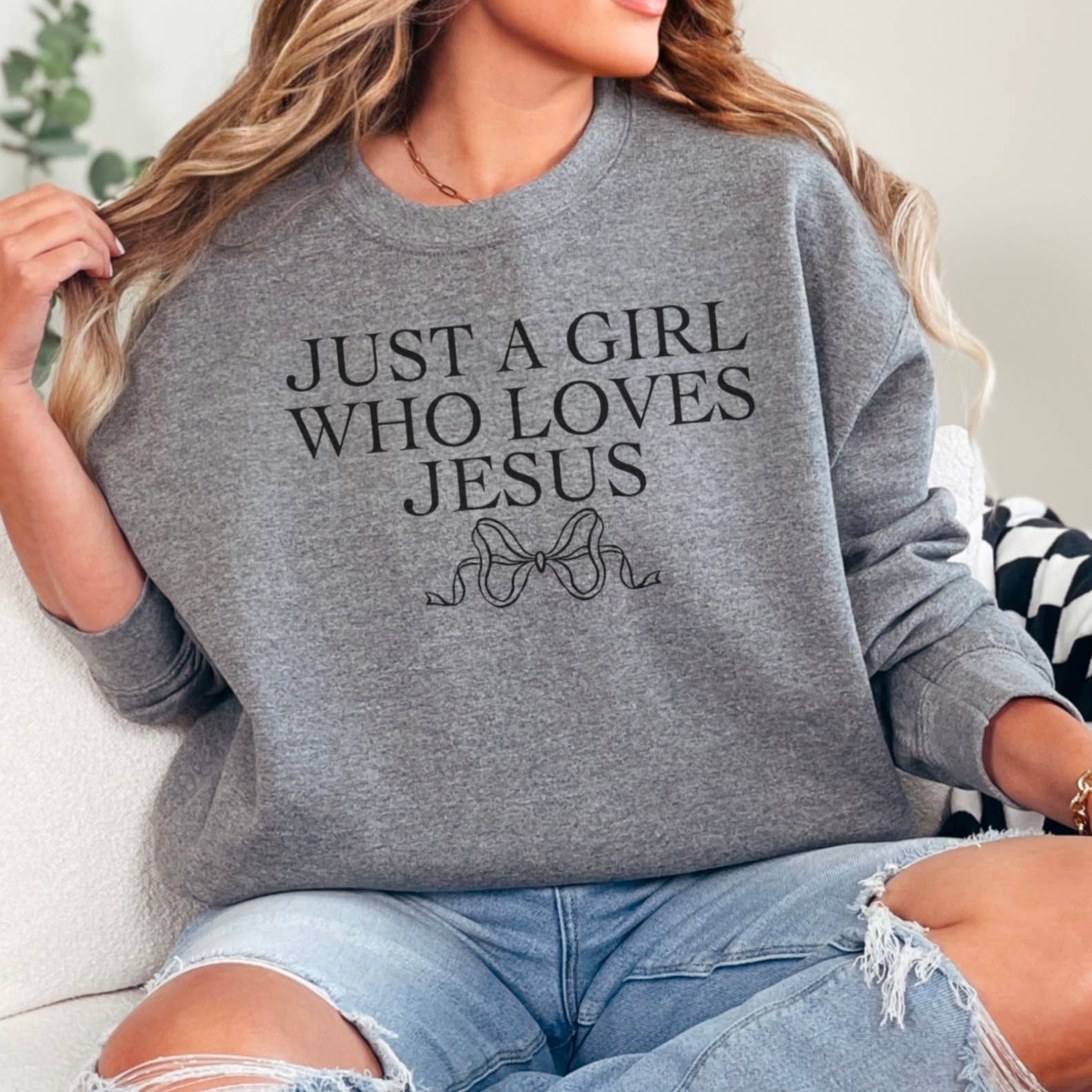 Shoppe SHC - Vente Sweat-shirt à imprimés – femme - Coquette Juste Une Fille Qui Aime Jésus | Sweat-shirt Chrétien4