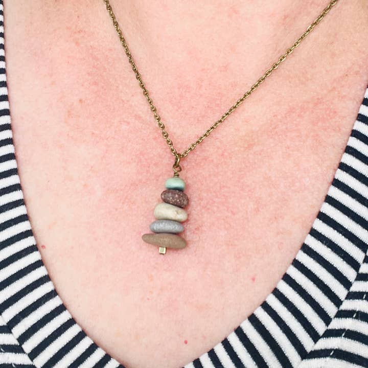 Generosity Company - Wholesale Pendant/Charm Necklace - Lake Stones Cairn Necklace (18" Chain)