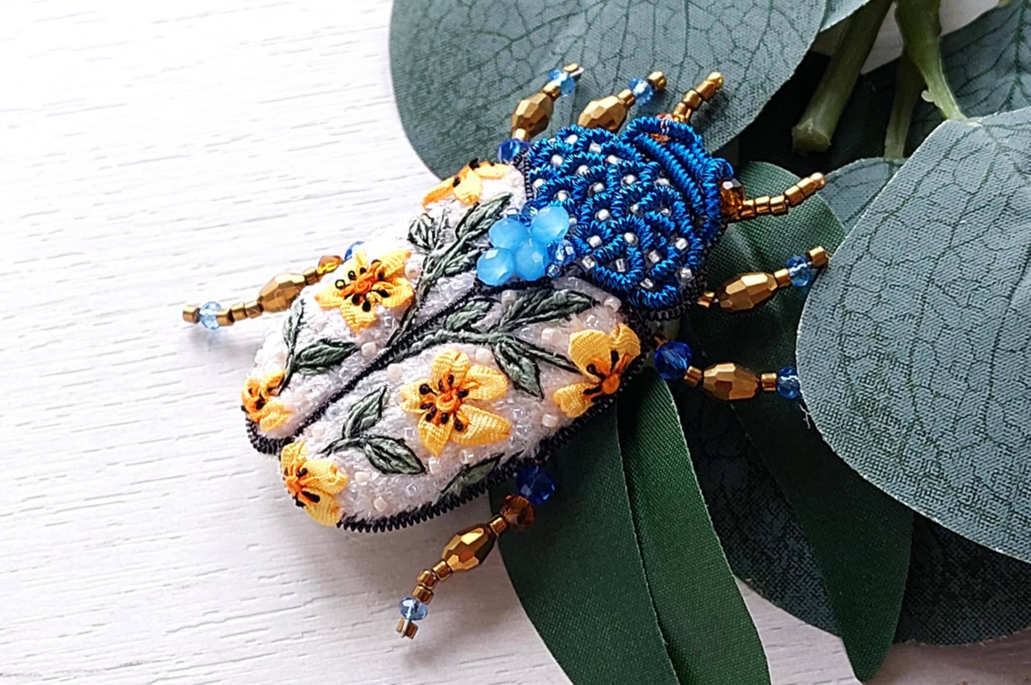 BeadSplendour - Vente Broches - Broche scarabée Broche coléoptère Broche perlée Insecte broche4