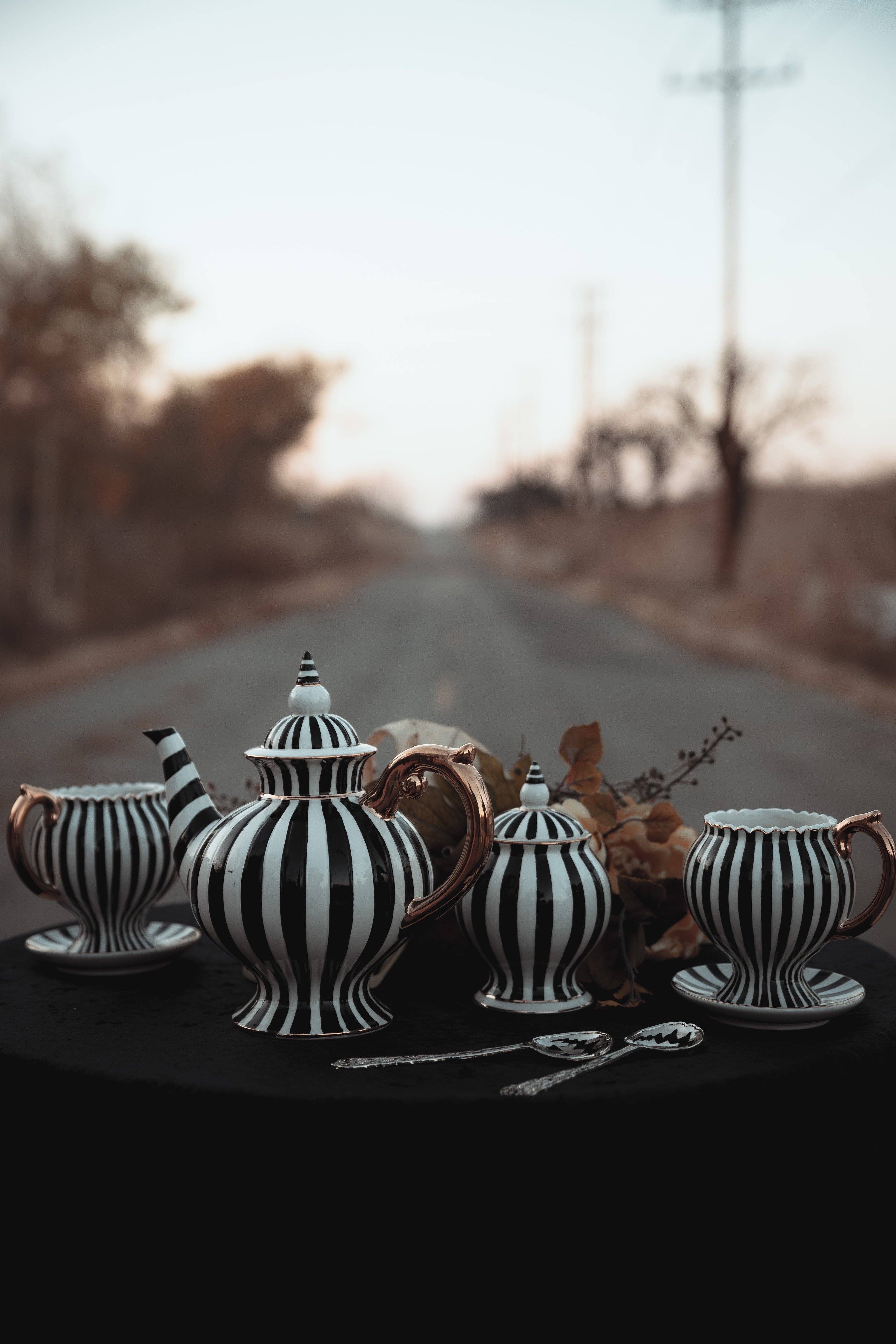 Lively Ghosts – wholesale Tekanna – Tekanna från Grim & Ghostly tekanna-set17