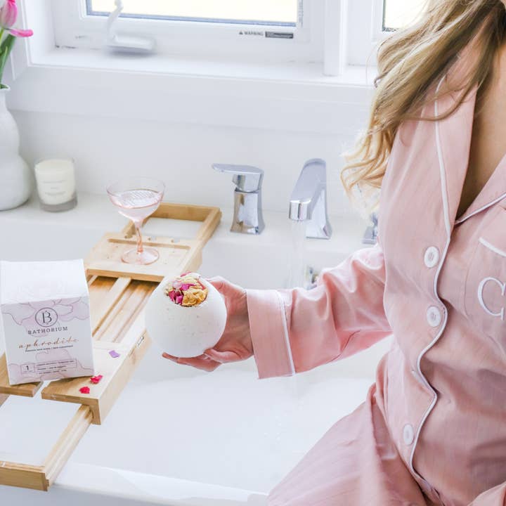 Bathorium - Wholesale Bath Bomb/Fizz - Aphrodite Bath Bomb3