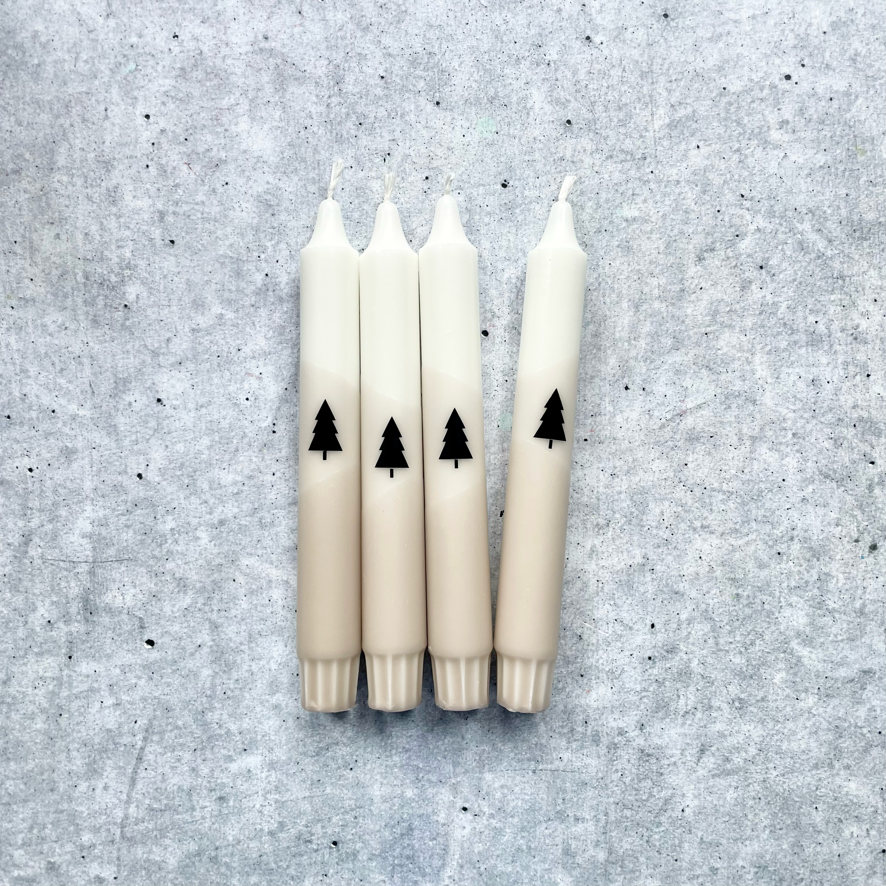 Wolkenreich - Wholesale Tapered Candle/Candlestick - Dip dye candles | Christmas fir beige-black | set of 44
